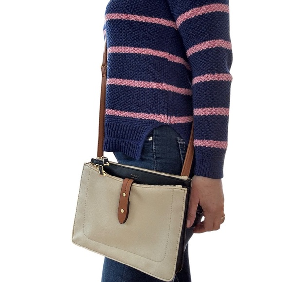 Tutilo New York Cream Crossbody Bag - Picture 1 of 9